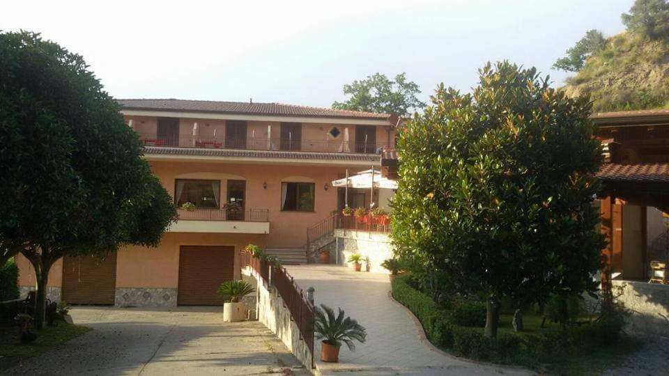 Nuova Locanda Orsomarso Extérieur photo